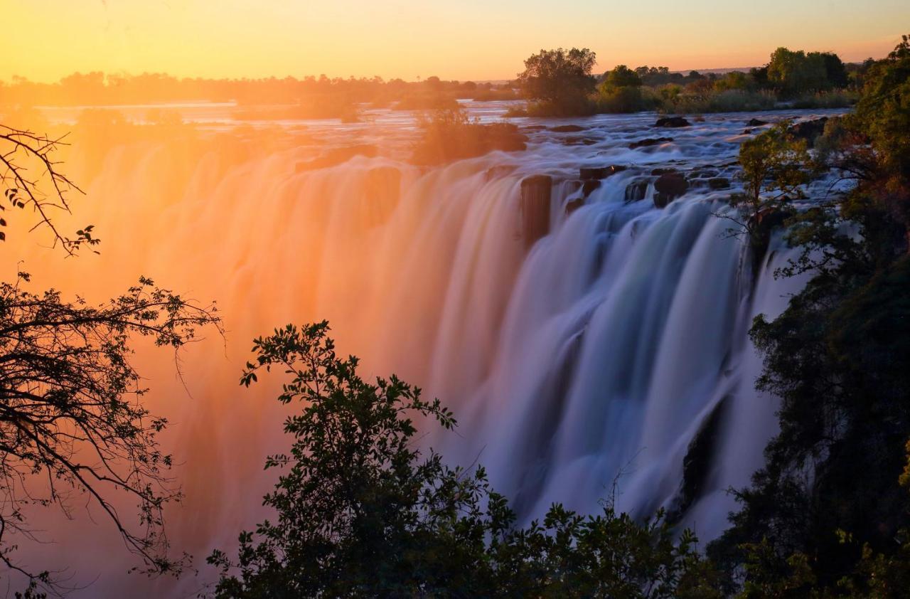 Mbano Manor Hotel Victoria Falls By Mantis Екстер'єр фото